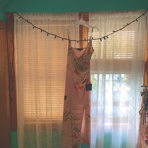 Lulu’s Pink Floral Print Satin Midi Dress size XS